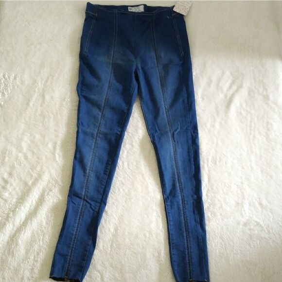 Free People Denim - ✨️HP 3X✨️Free People Jeggings Size 27 - NWT